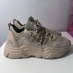 Women’s Beige Sneakers